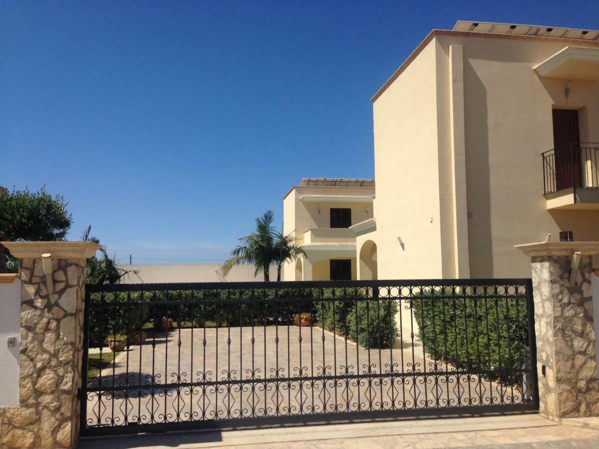 Apartment Oasi Tortuga Piscina E Barbecue H24 *